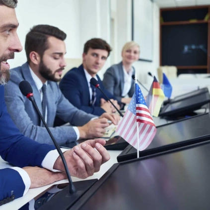 Interpretación en tiempo real para decisiones clave