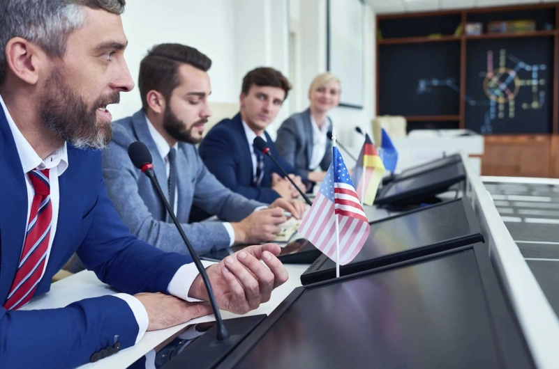 Interpretación en tiempo real para decisiones clave